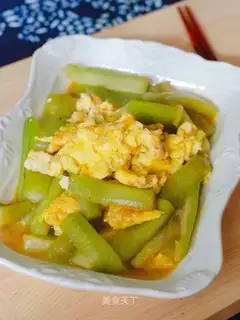 Smelt fried eggs