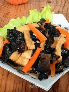 Wood and tofu