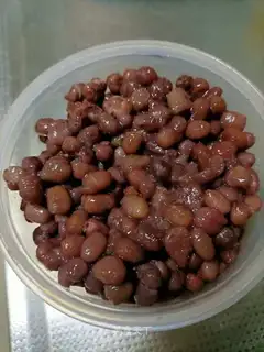 Homemade honey beans