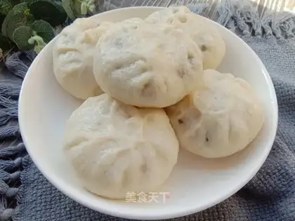 Bean horn pink buns