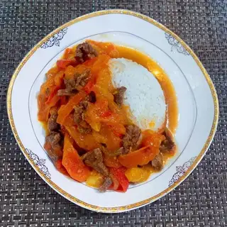 Tomato beef cover