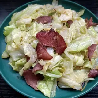 The pig's tongue is made of vegetables