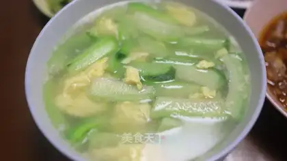 Egg melon soup