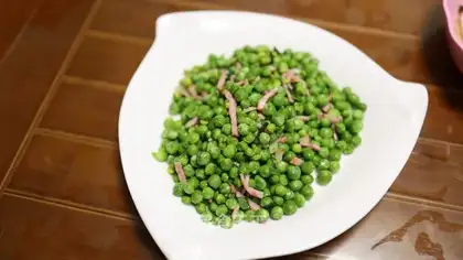 Bacon fried pea