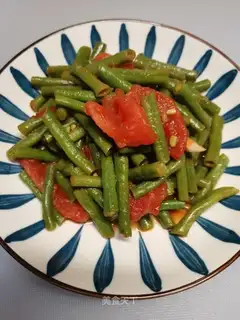 Tomatoes with beans