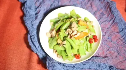 Meat loafed Dutch beans