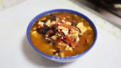 Tomato egg pickles soup
