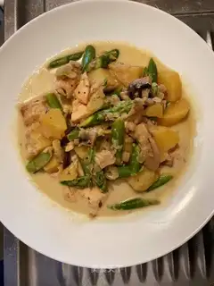 Butter salmon soup