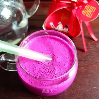 Honey-beans flamingo milkshake