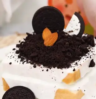 Olio toast yogurt cake