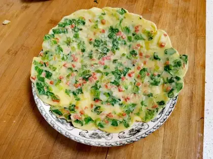 Five-colour breakfast cake
