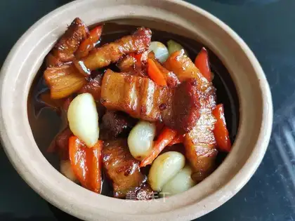 Garlic meat
