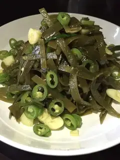 Chili fried sea belt
