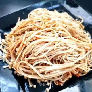 Baked golden mushrooms