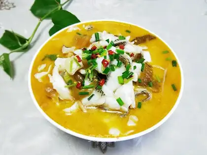 The gold soup and sour fish