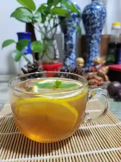 Apple lemon iced tea
