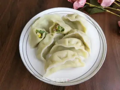 Fresh cucumber corn dumplings