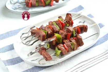Blue pepper steak