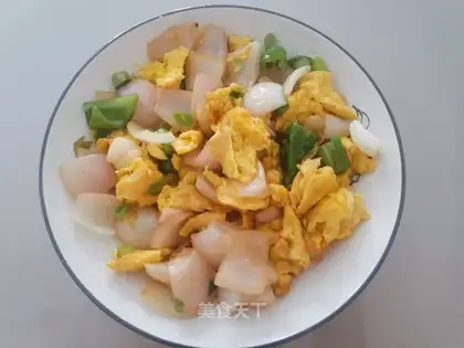 Onion fried eggs