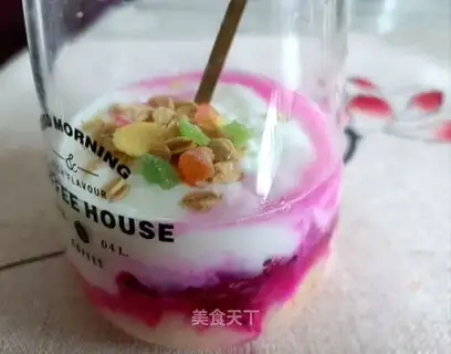 Peaches, jelly, yogurt