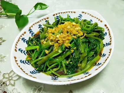 Garlic cabbage