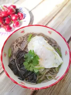 Wheat noodles