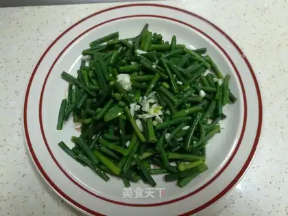 Pire oil with beans