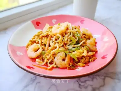 Fish noodles