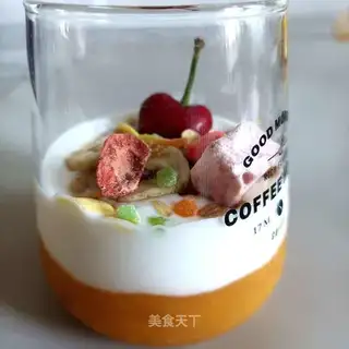 Apricot sour milk cup