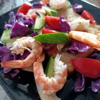 Toast shrimp salad