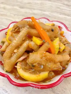 Porridge lemon chicken claws