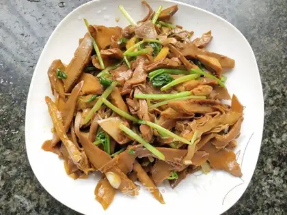 Celery fried