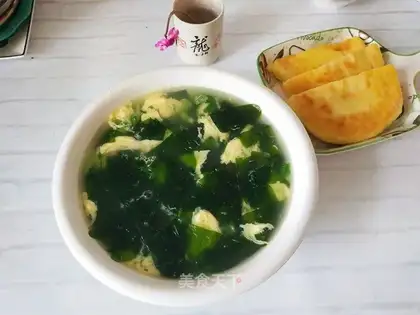 The dress and the omelet soup