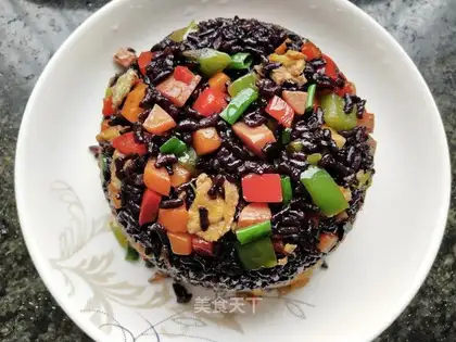 Five-coloured rice fried rice