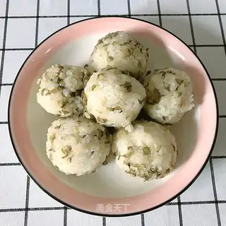Green bean rice balls