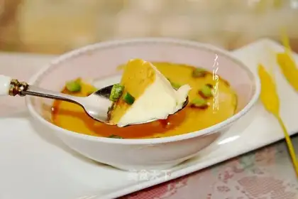 Water steamed eggs