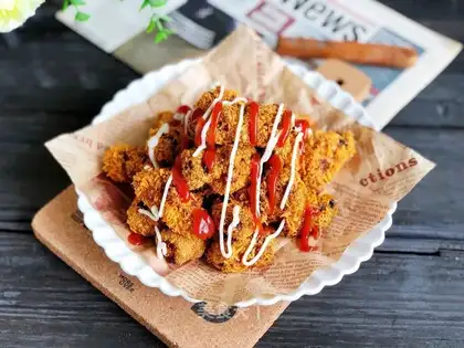 Gold brittle chicken