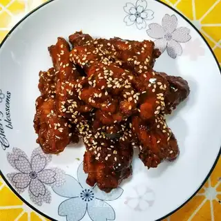 Burn the chicken wings