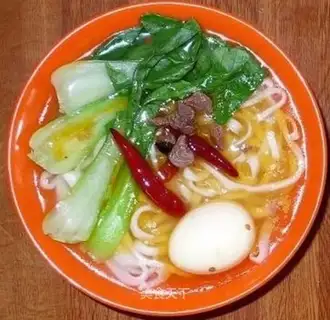 beef flat noodles