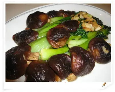 Stewed rapeseed with mushroom