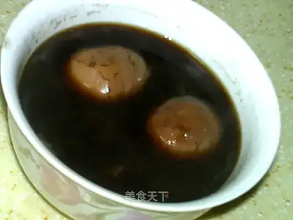 Rose and egg tea