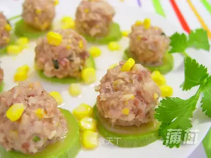 Corn and pork meatballs