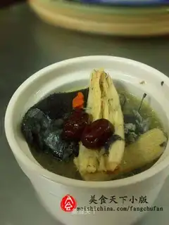 Stewed black chicken with astragalus root