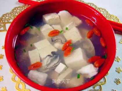 Oyster and Cyclams tofu soup