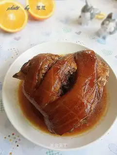 Rock sugar pork joint