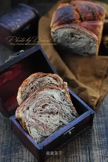 Chocolate marble toast