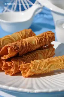 Crispy egg roll