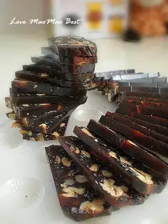 Red dates, longan, donkey-hide gelatin cream