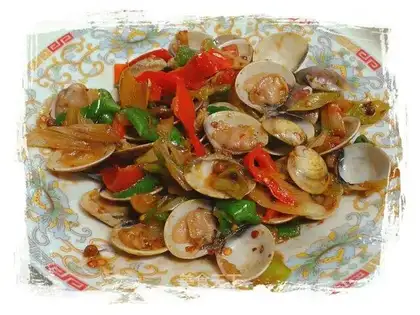 stir-fried clams with spicy sauce