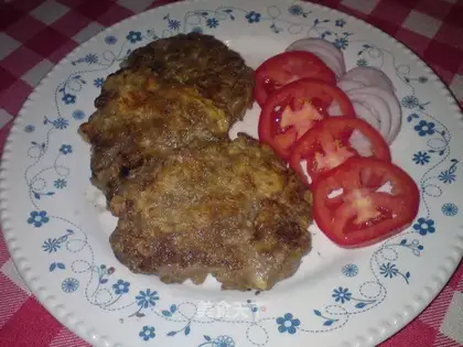 Pan-fried beef patty